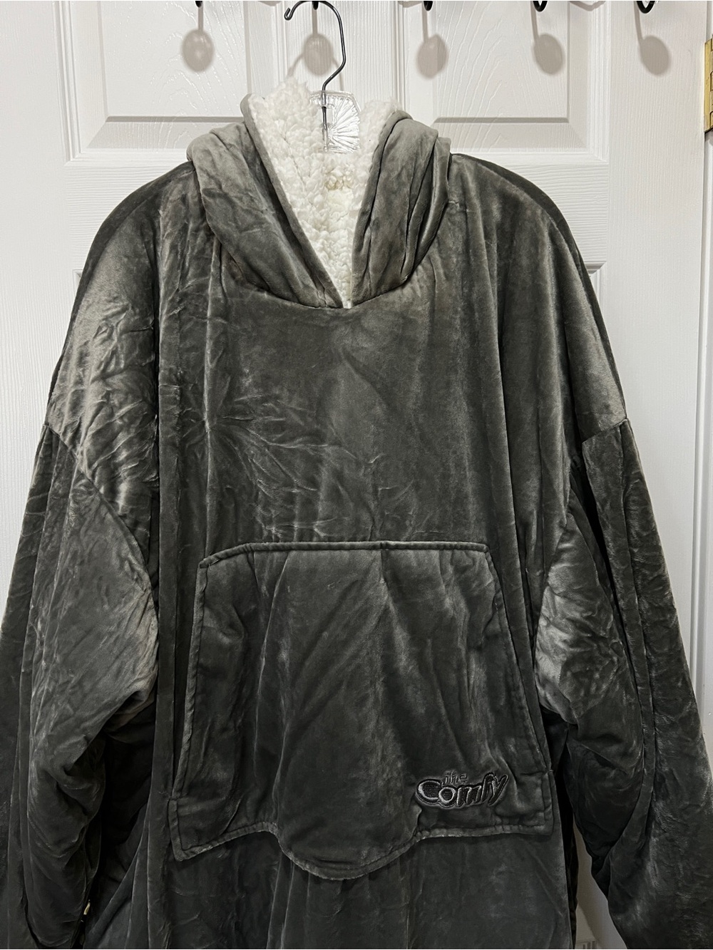 The Comfy Original Oversized Microfiber & Sherpa Wearable Blanket Gray One Size - Picture 4 of 9